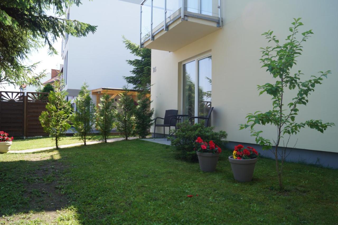 Bursztyn 2 Apartment Rewal Bagian luar foto