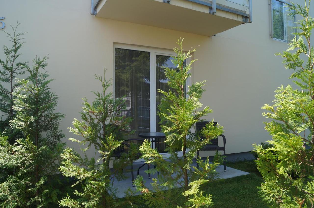 Bursztyn 2 Apartment Rewal Bagian luar foto