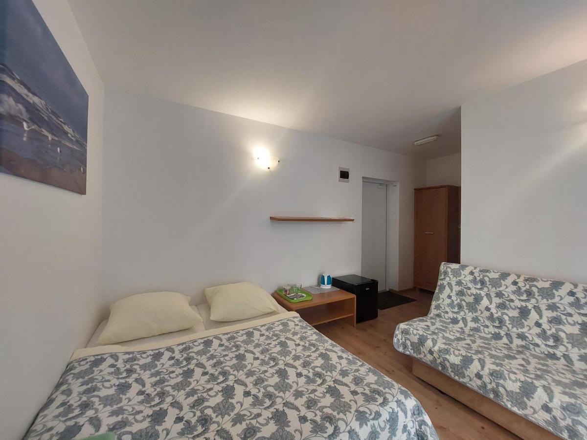 Bursztyn 2 Apartment Rewal Bagian luar foto