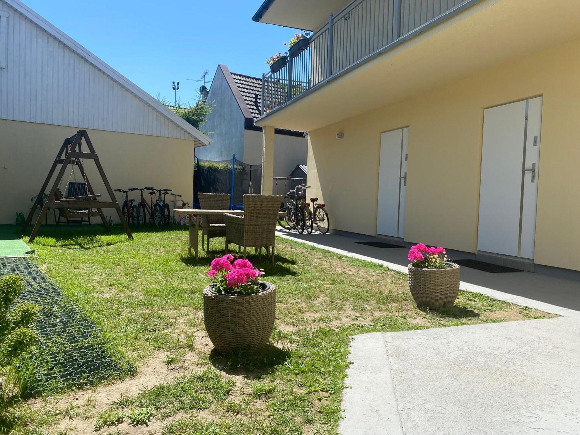 Bursztyn 2 Apartment Rewal Bagian luar foto
